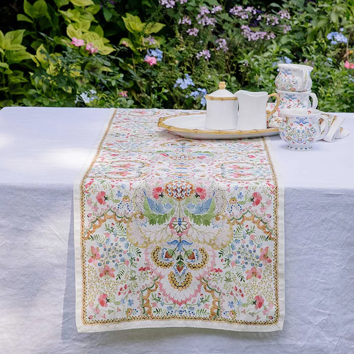 Sofia Linen Table Runner