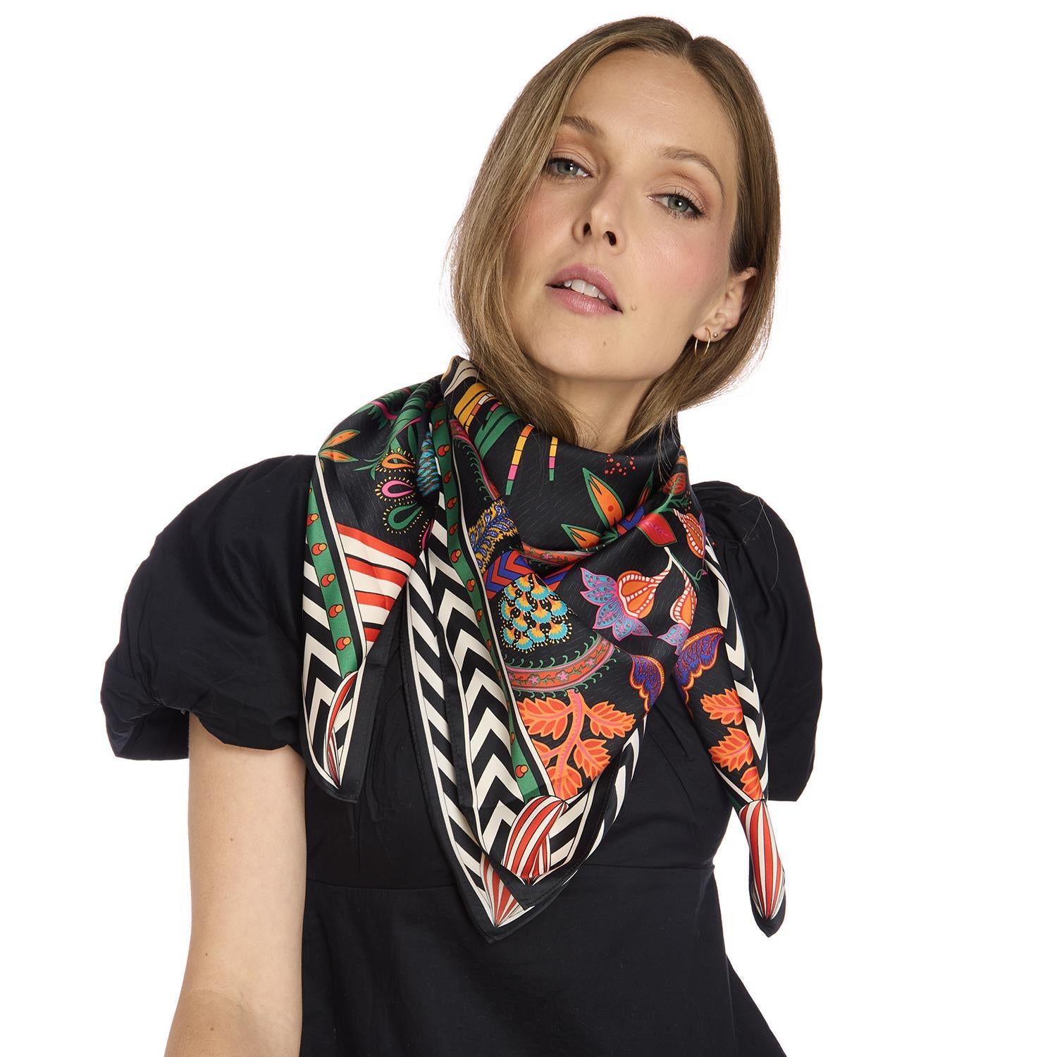 MAGIC INDIA BLACK SQUARE SCARF