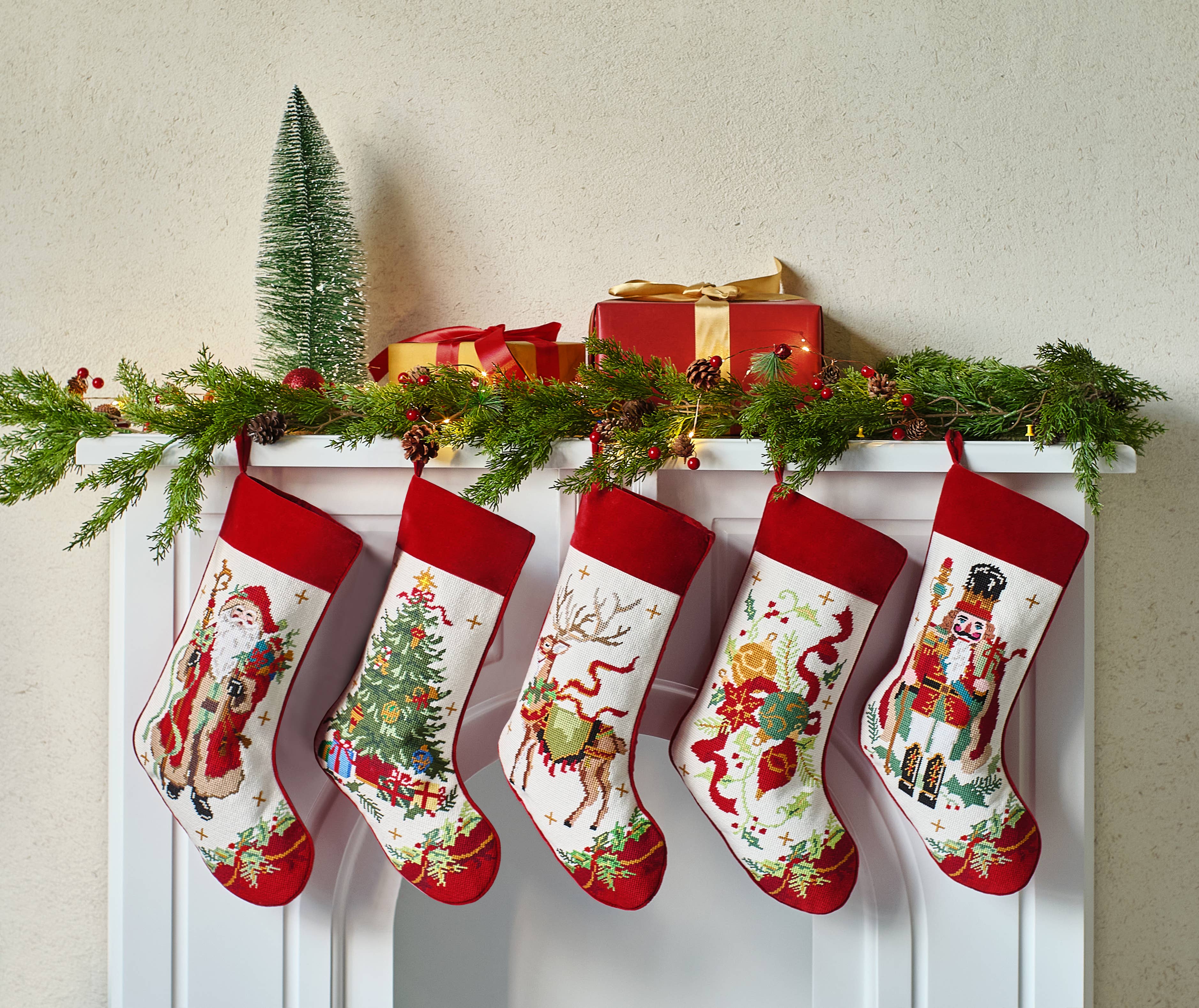 Reindeer w/Wreath Embroidered Stocking