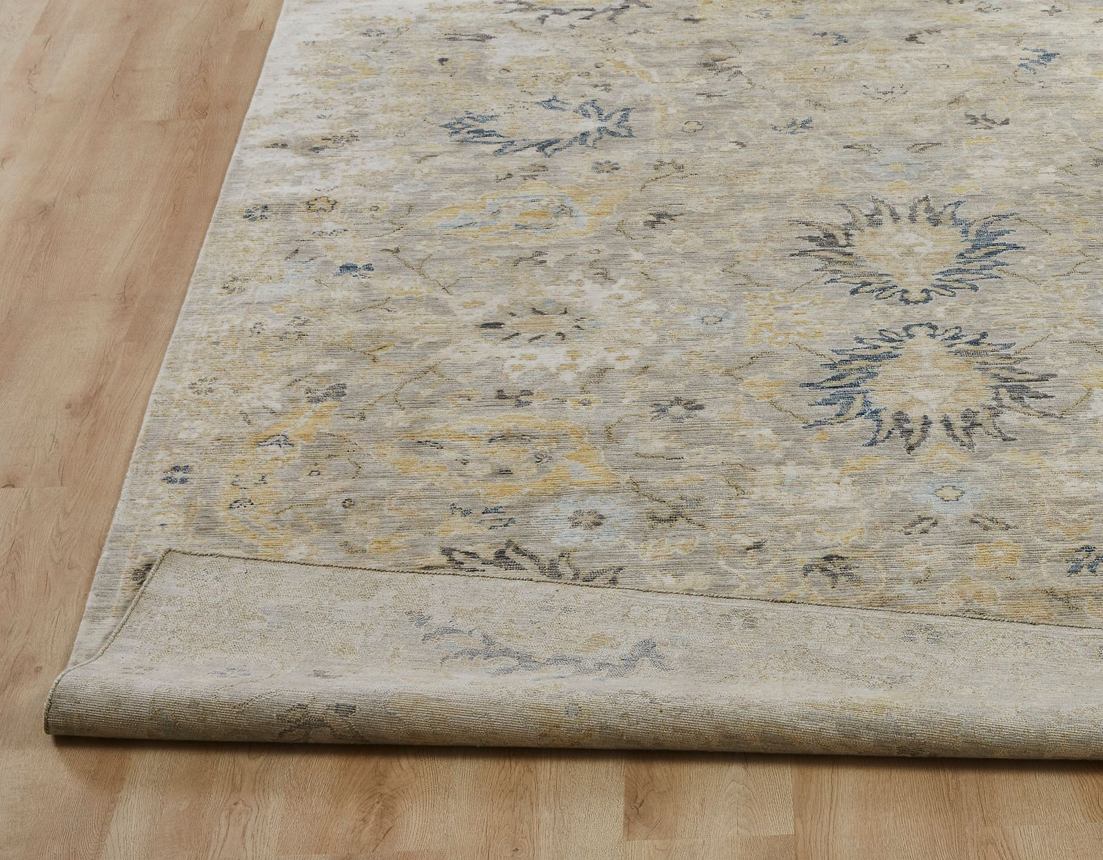 Blooma Pearl Grey Area Rug (7'6" x 9'6")