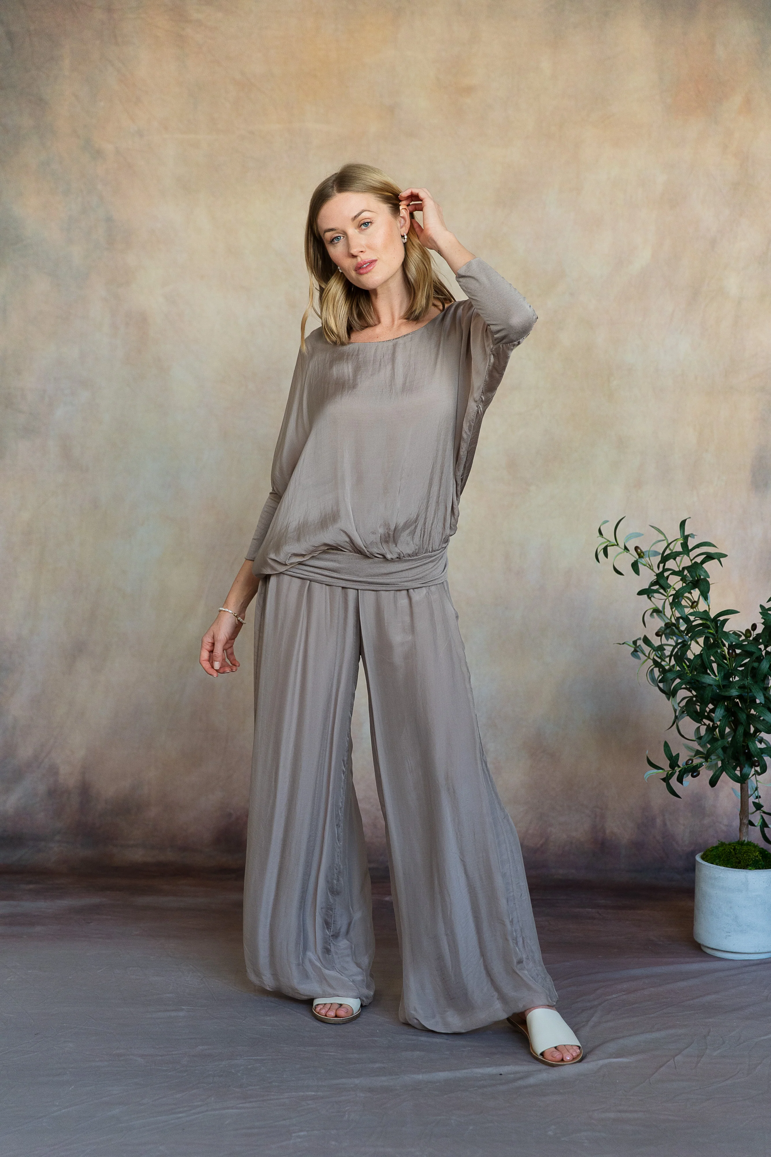 MADELYN SILK PANTS (TAUPE)