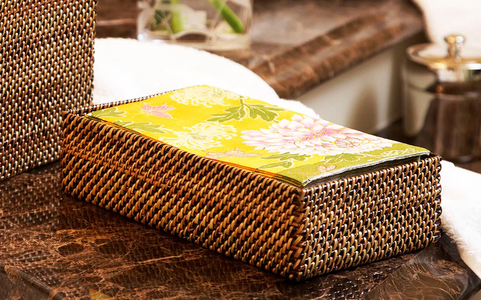 Woven Guest Towel Tray