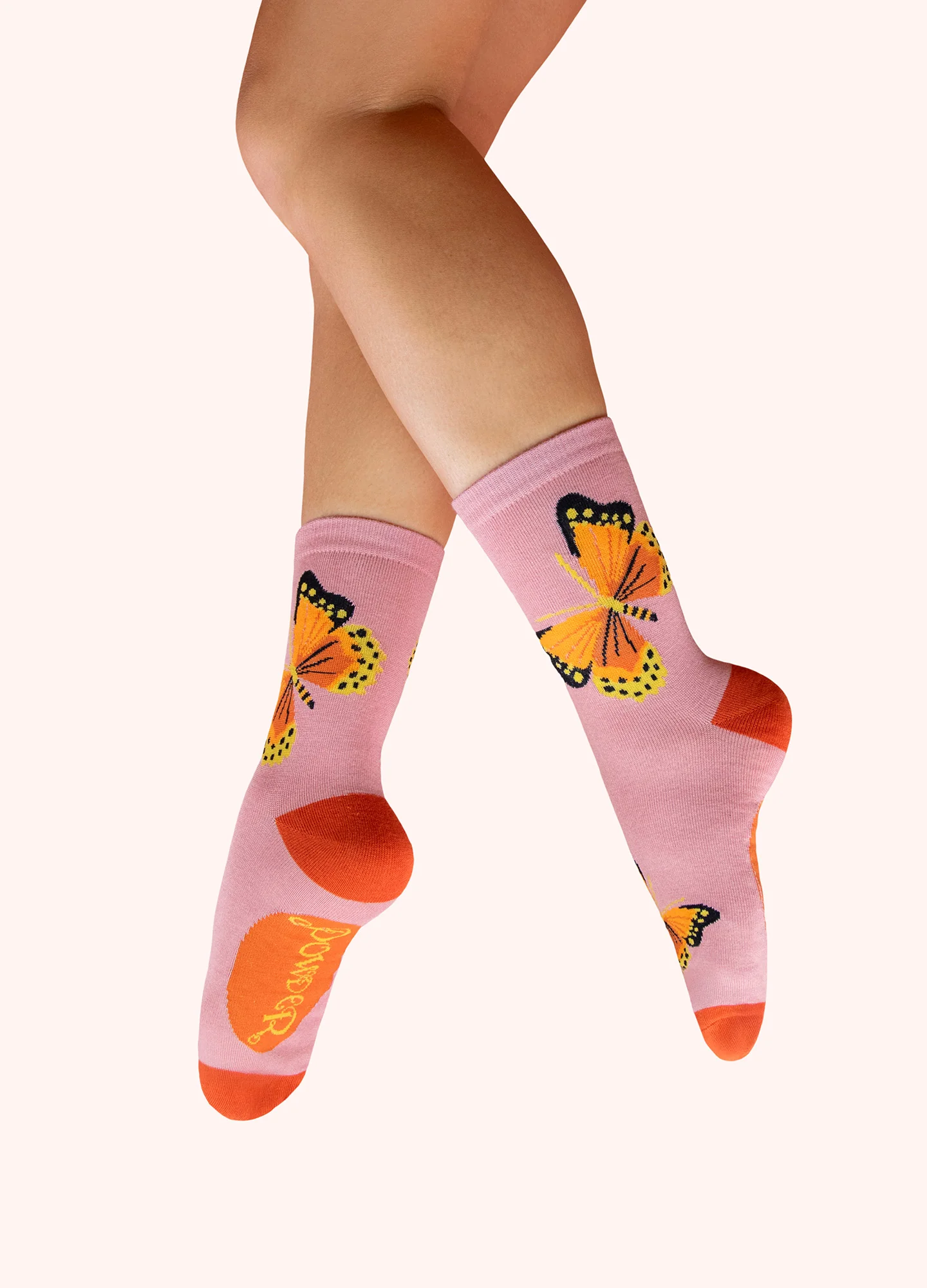 Beautiful Butterfly Ankle Socks - Pink