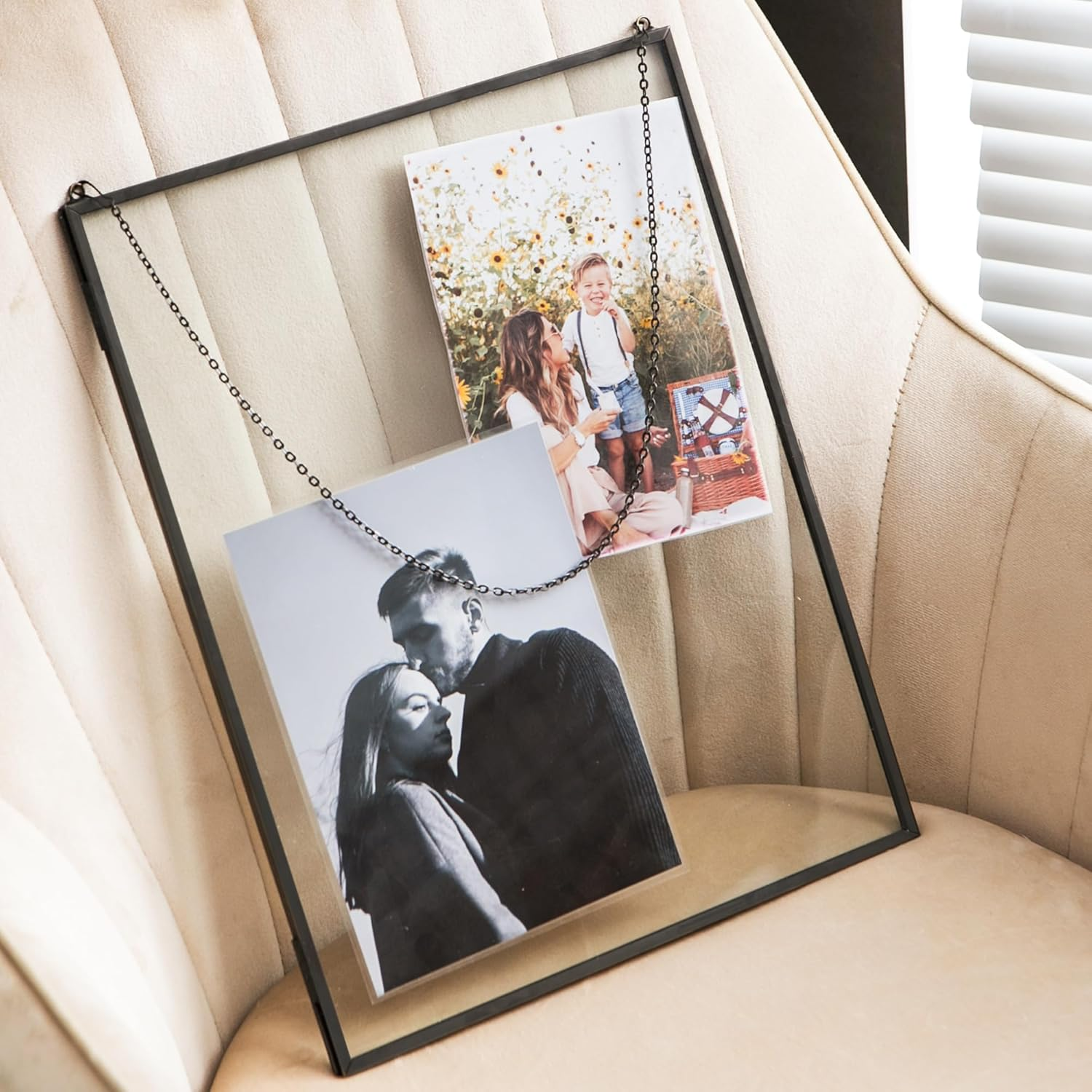 Hanging Metal Frame - 14" x 20.5"